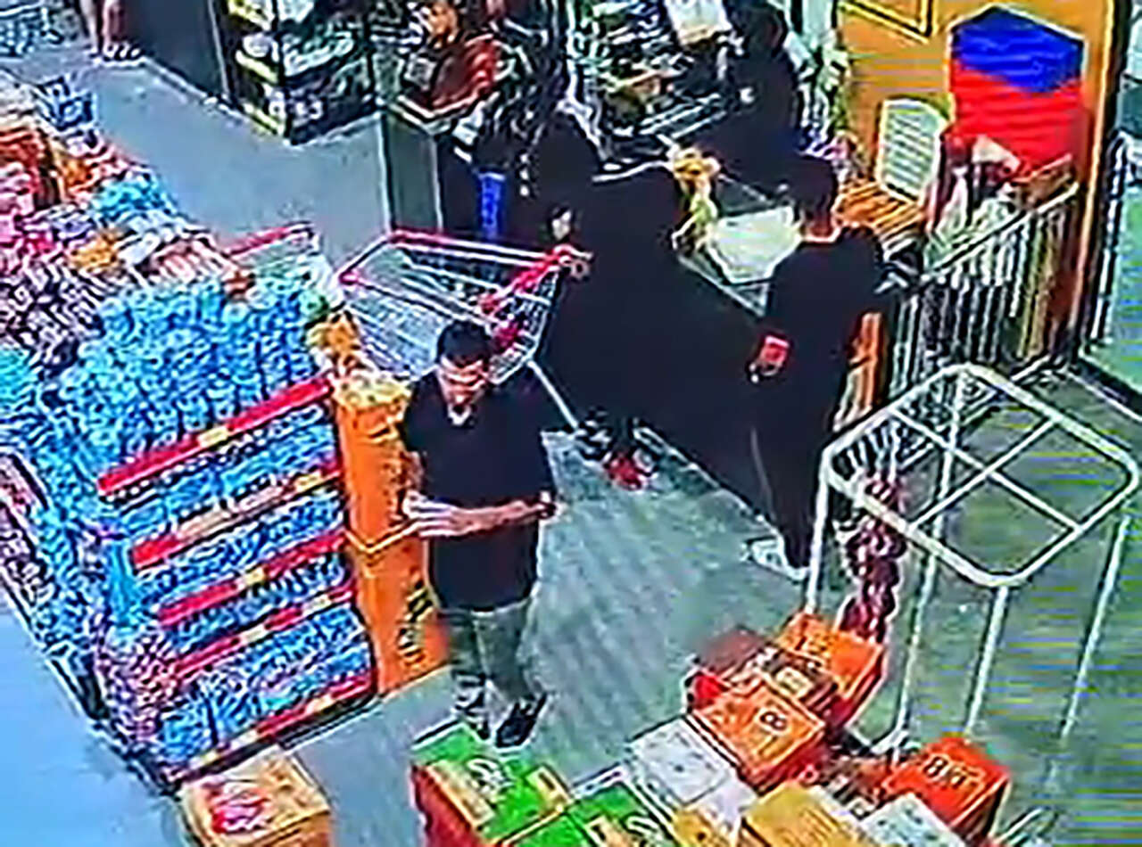 Düğünlere davetli gibi girip takıları çalmıştı! Tahliye edildi, yine çalarken yakalandı 5